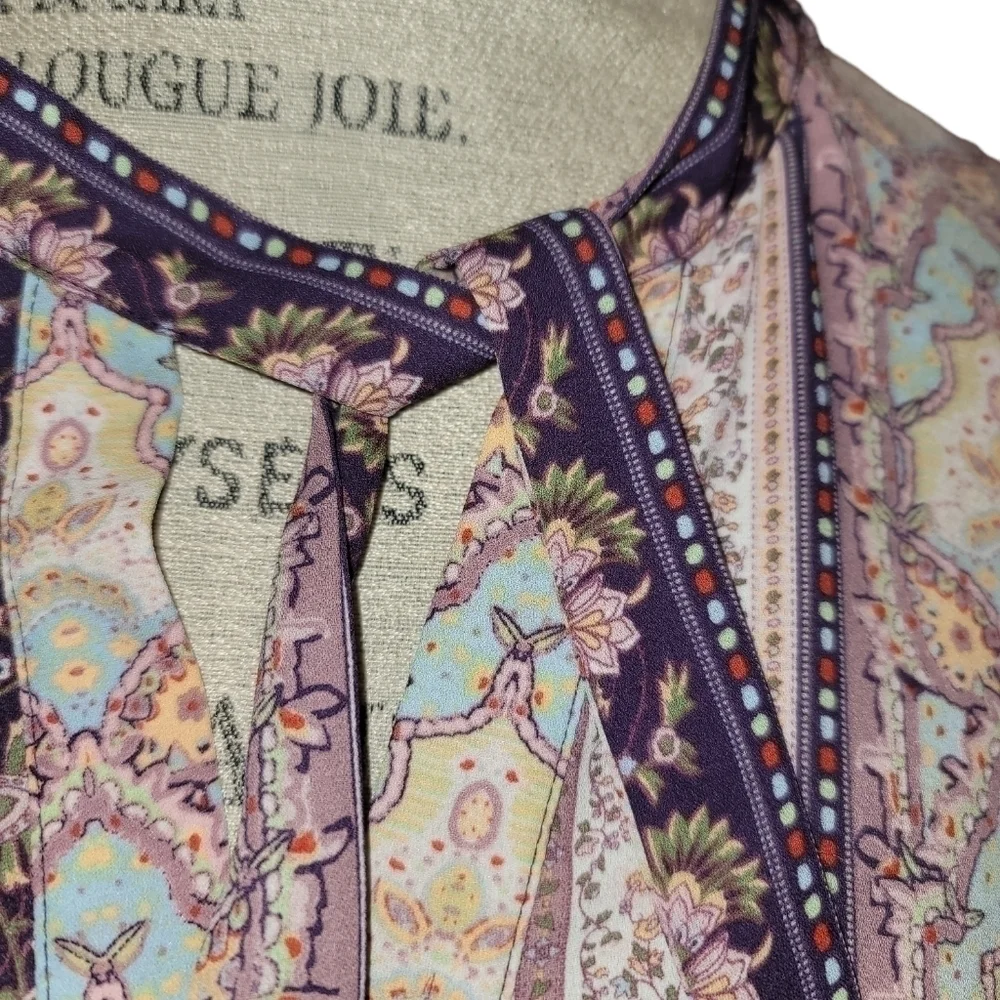 BOHO Blouse - Picture 10 of 10